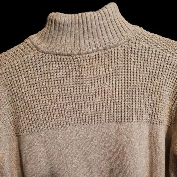 Field & Stream Tan Men's Sweater - Picture 3 of 6